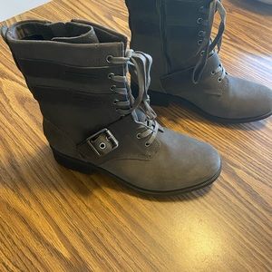 Ugg Zia Waterproof Combat Boots. NIB.